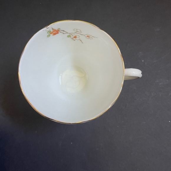 Foley bone china vintage footed teacup - Picture 3 of 9